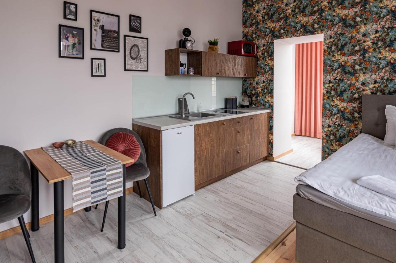 Apartamenty W Kamienicy Sieradz Exterior foto