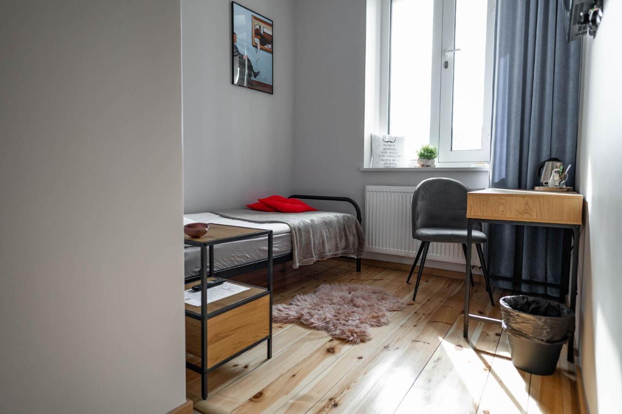 Apartamenty W Kamienicy Sieradz Exterior foto